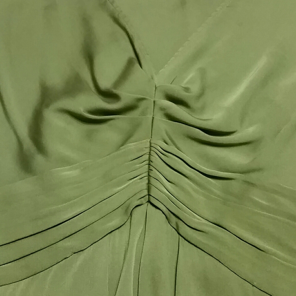 EUC Ann Taylor silk blouse - Picture 7 of 8